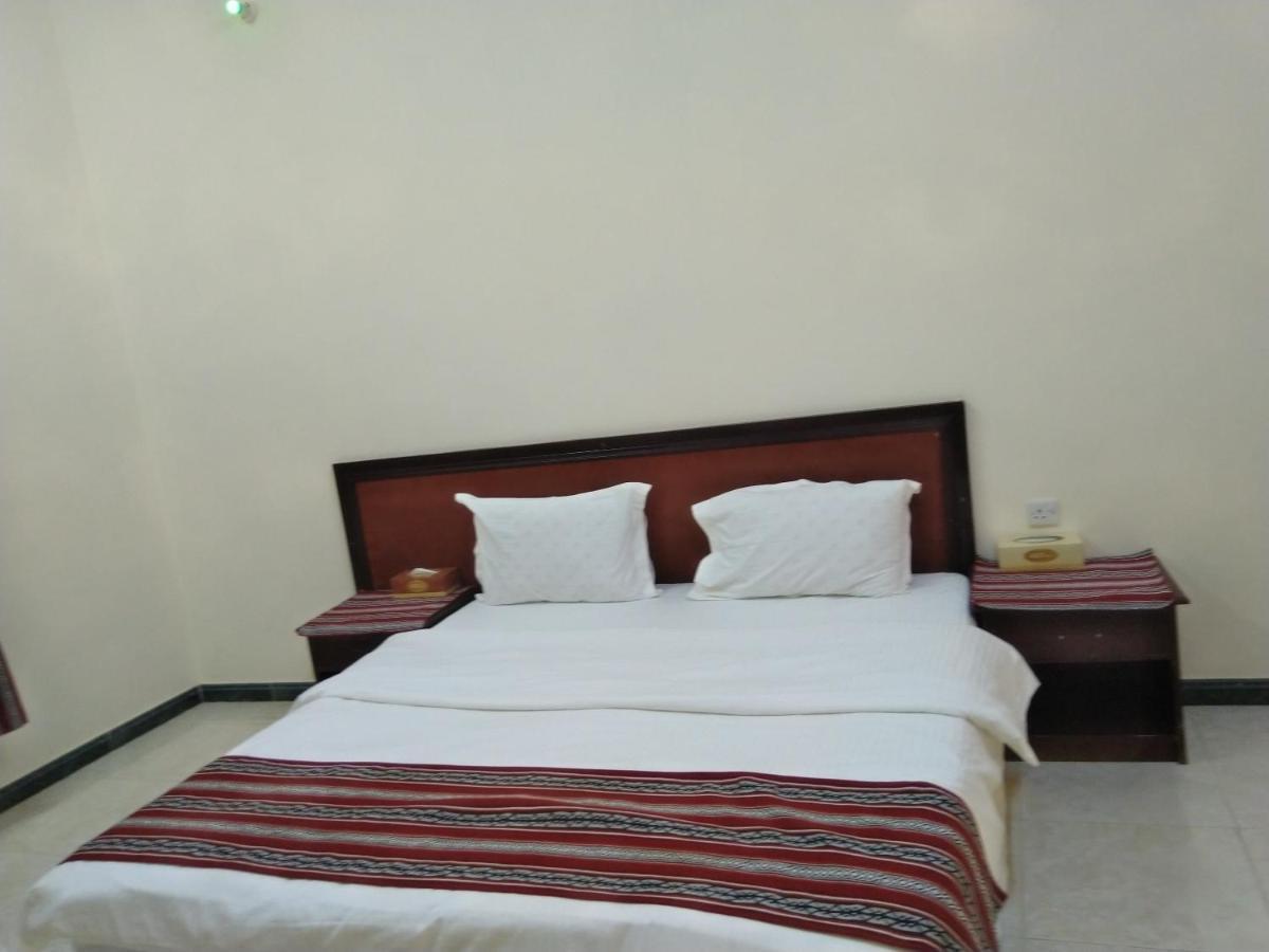 Al Ghazlan Hotel Sinaw Ruddah Extérieur photo
