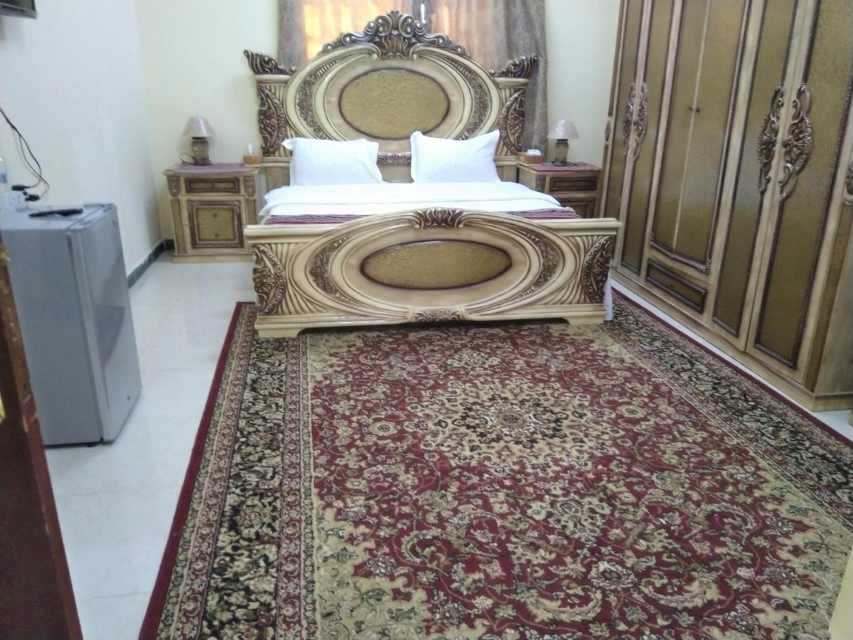 Al Ghazlan Hotel Sinaw Ruddah Extérieur photo