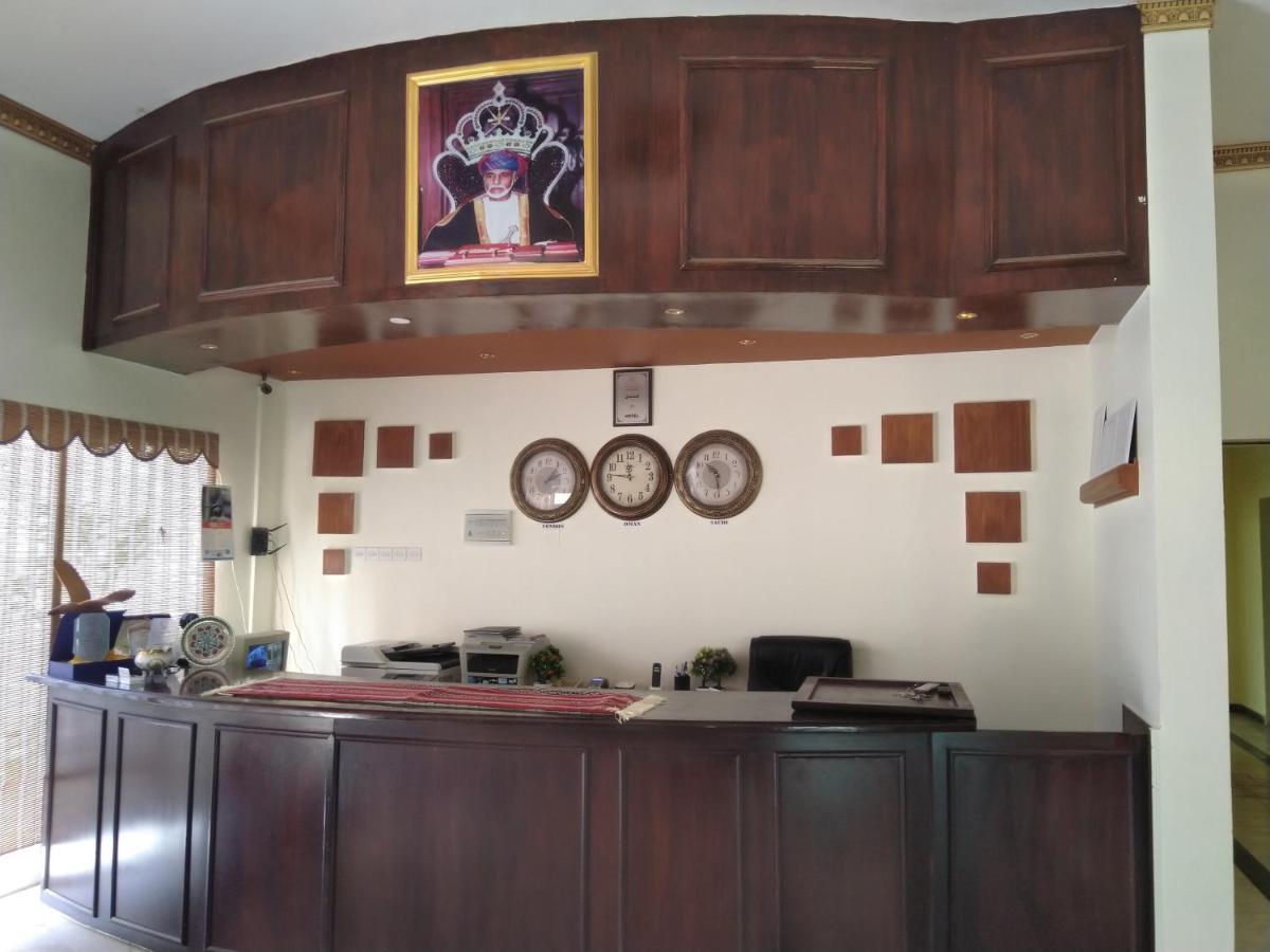 Al Ghazlan Hotel Sinaw Ruddah Extérieur photo